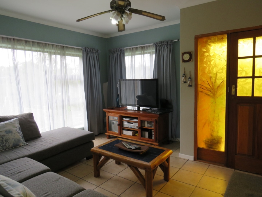 3 Bedroom Property for Sale in Seafield Eastern Cape